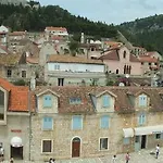 Takoma Hvar דירה חוואר